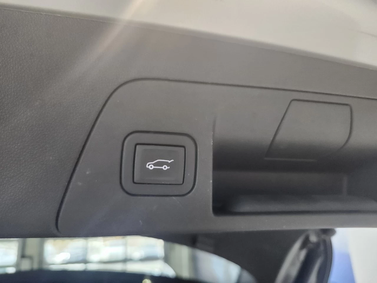 2023 Buick Envision Essence Image principale