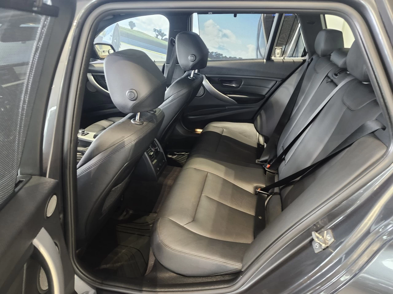 2014 BMW 3 series 328i xDrive Main Image