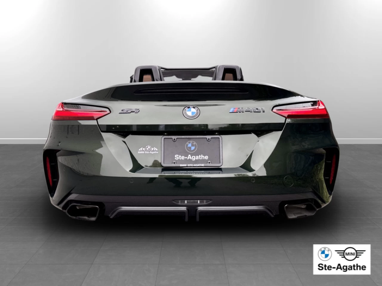 2025 BMW Z4 M40i Main Image