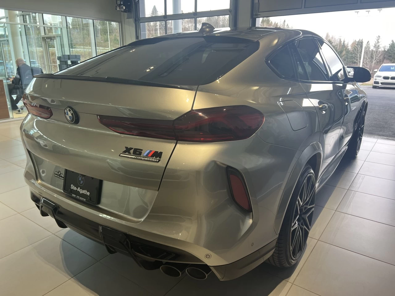 2021 BMW X6 M Competition Main Image