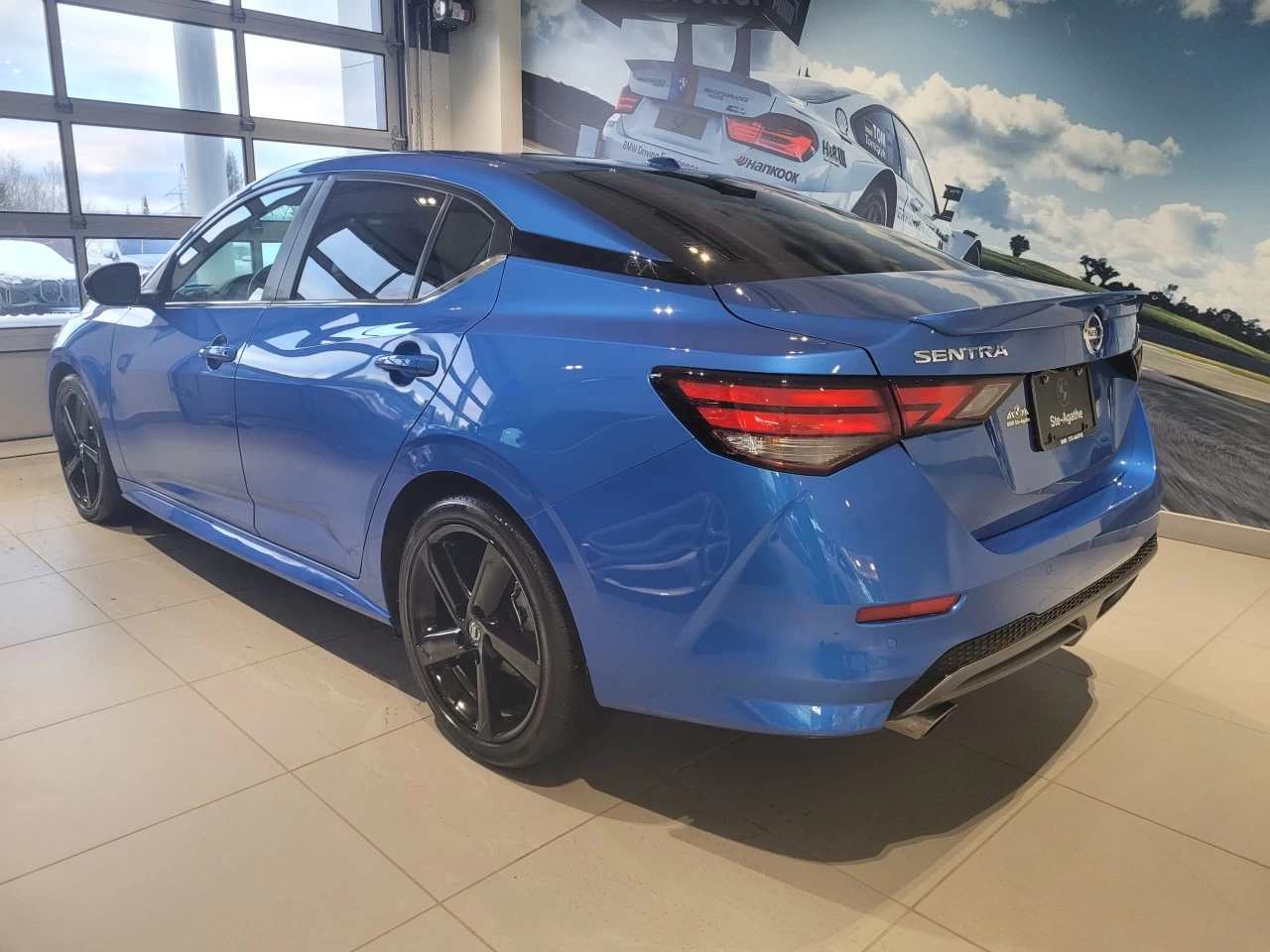 2022 Nissan Sentra SR Main Image