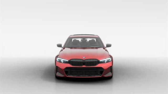 BMW 330i xDrive Sedan 2025