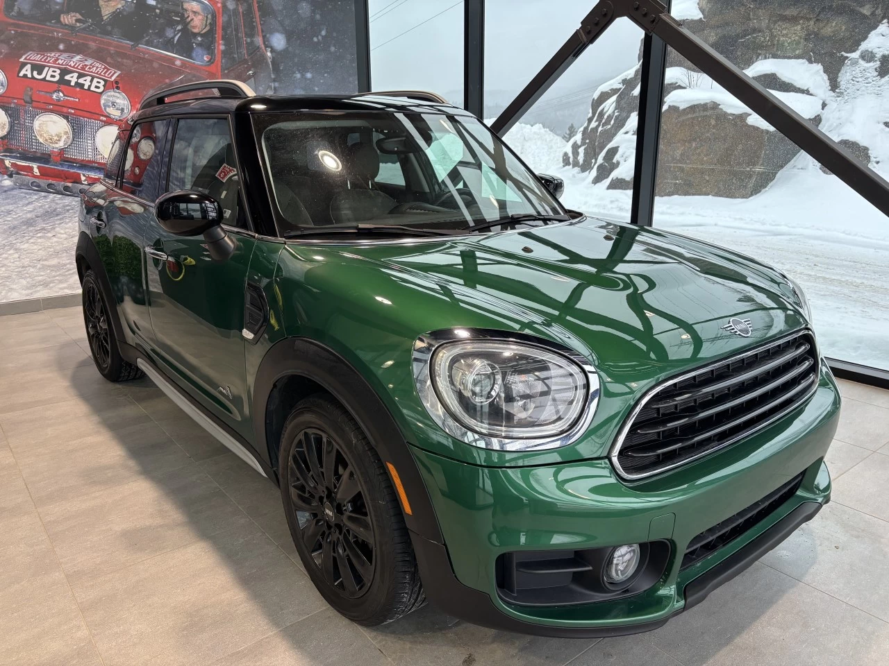 2020 Mini Cooper Countryman Cooper Main Image