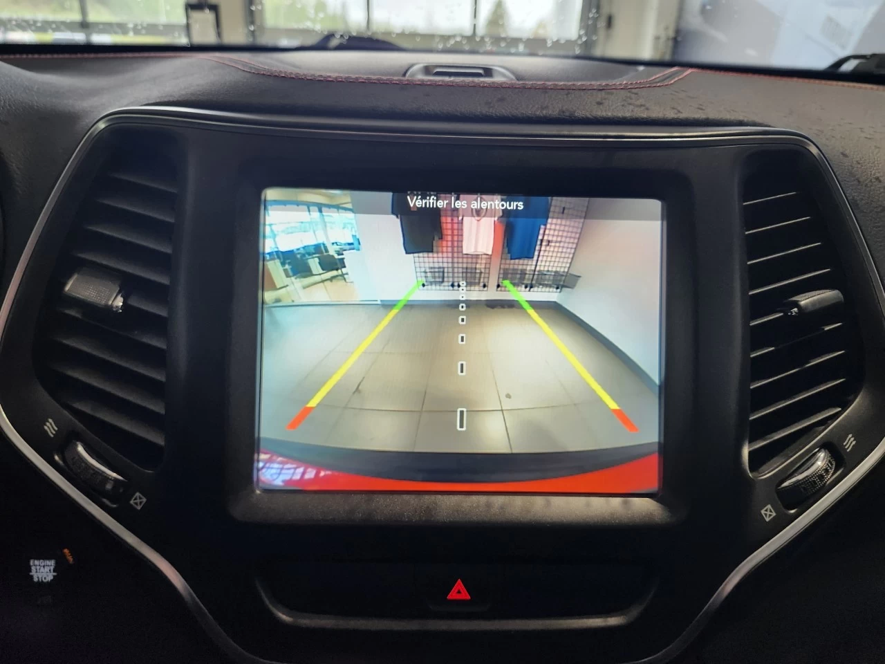 2019 Jeep Cherokee Trailhawk Main Image