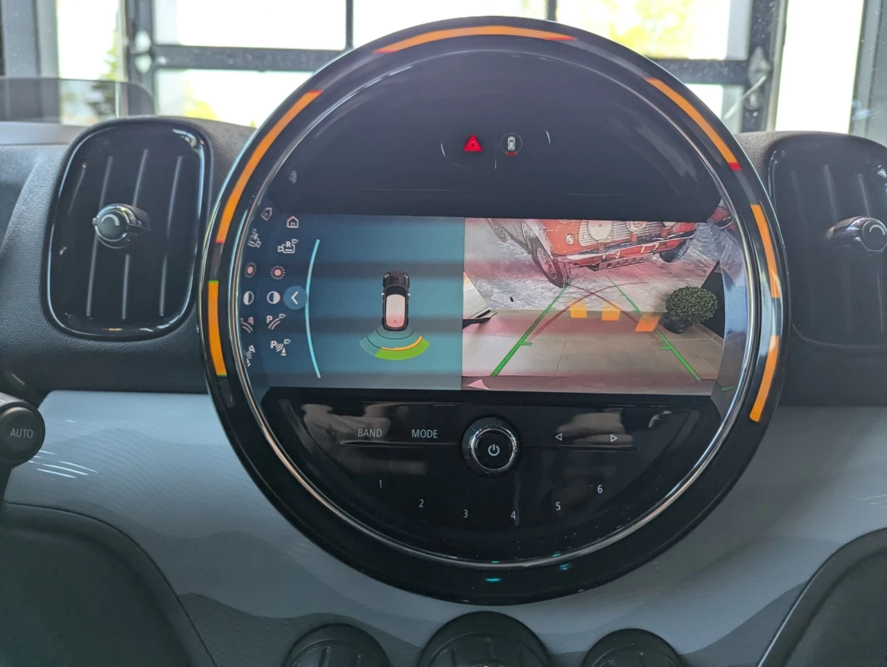 2023 Mini Cooper Countryman Cooper SE Main Image