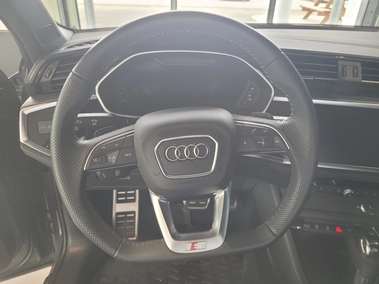 2020 Audi Q3 Progressiv Image principale