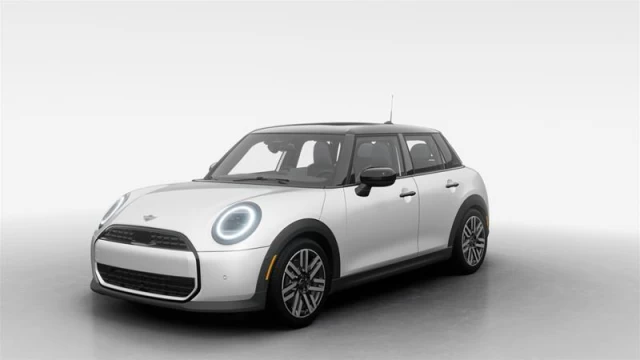 MINI COOPER C 5 Door 2026