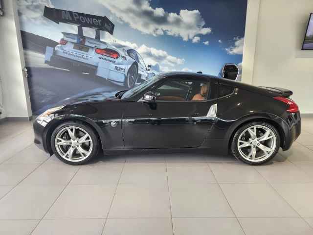 Nissan 370Z Touring 2012