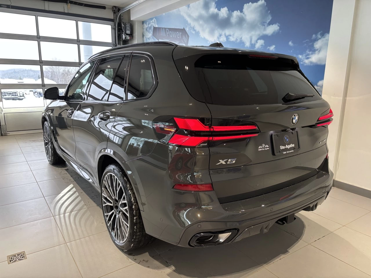 2026 BMW X5 xDrive40i M Sport Edition Main Image