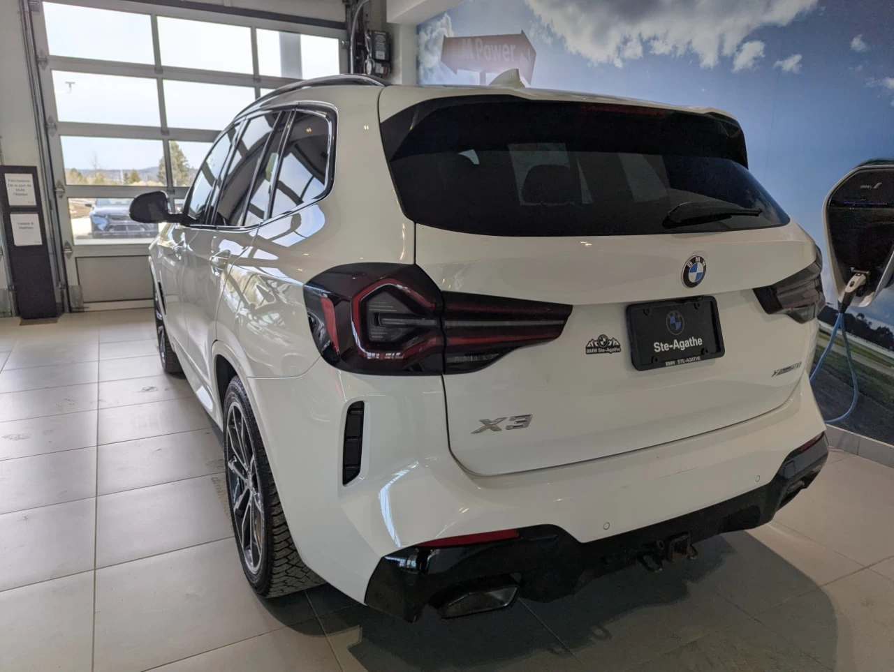 2022 BMW X3 xDrive30i Main Image