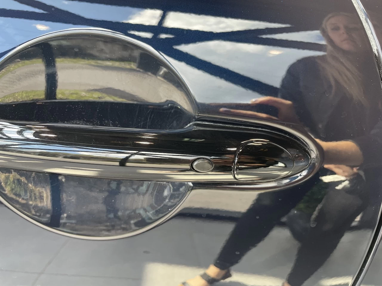 2022 Mini Cooper Cooper SE https://www.bmwsteagathe.com/resize/b990ff35b810a3abc0cc817b2ca24889-1