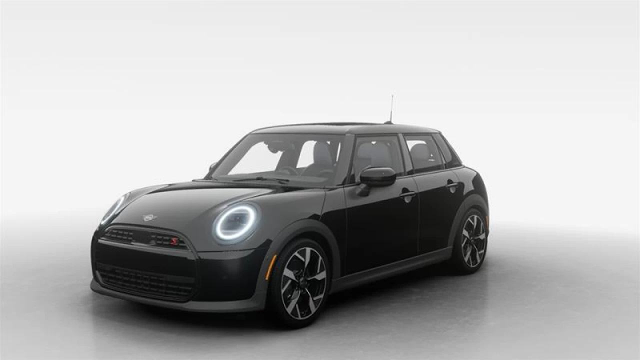 2026 MINI 5 Door Cooper S FWD Image principale