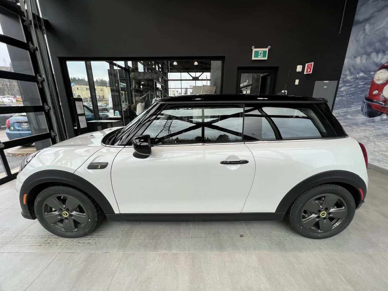 2024 MINI Cooper SE 3 Door Image principale