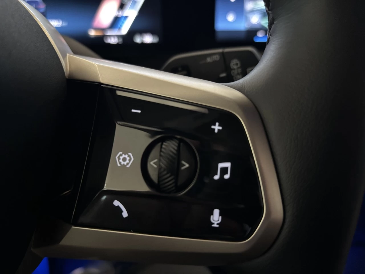 2023 BMW iX xDrive50 Image principale