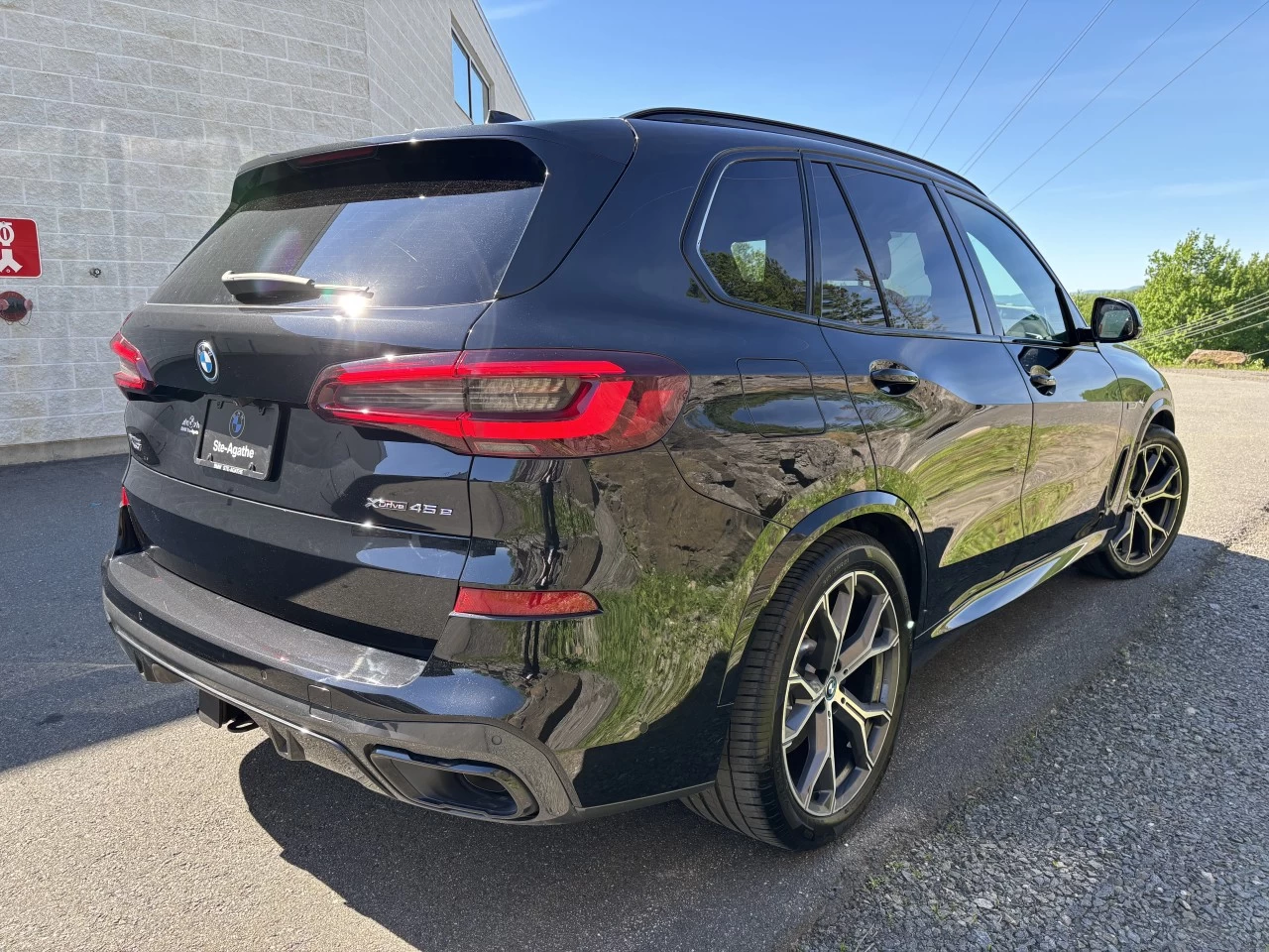 2022 BMW X5 X5 xDrive45e Main Image