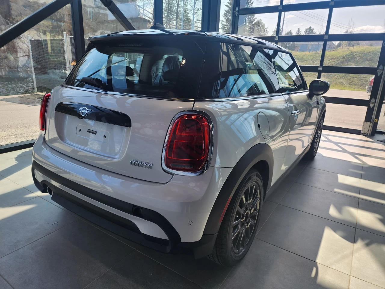 2024 MINI Cooper 3 Door Image principale