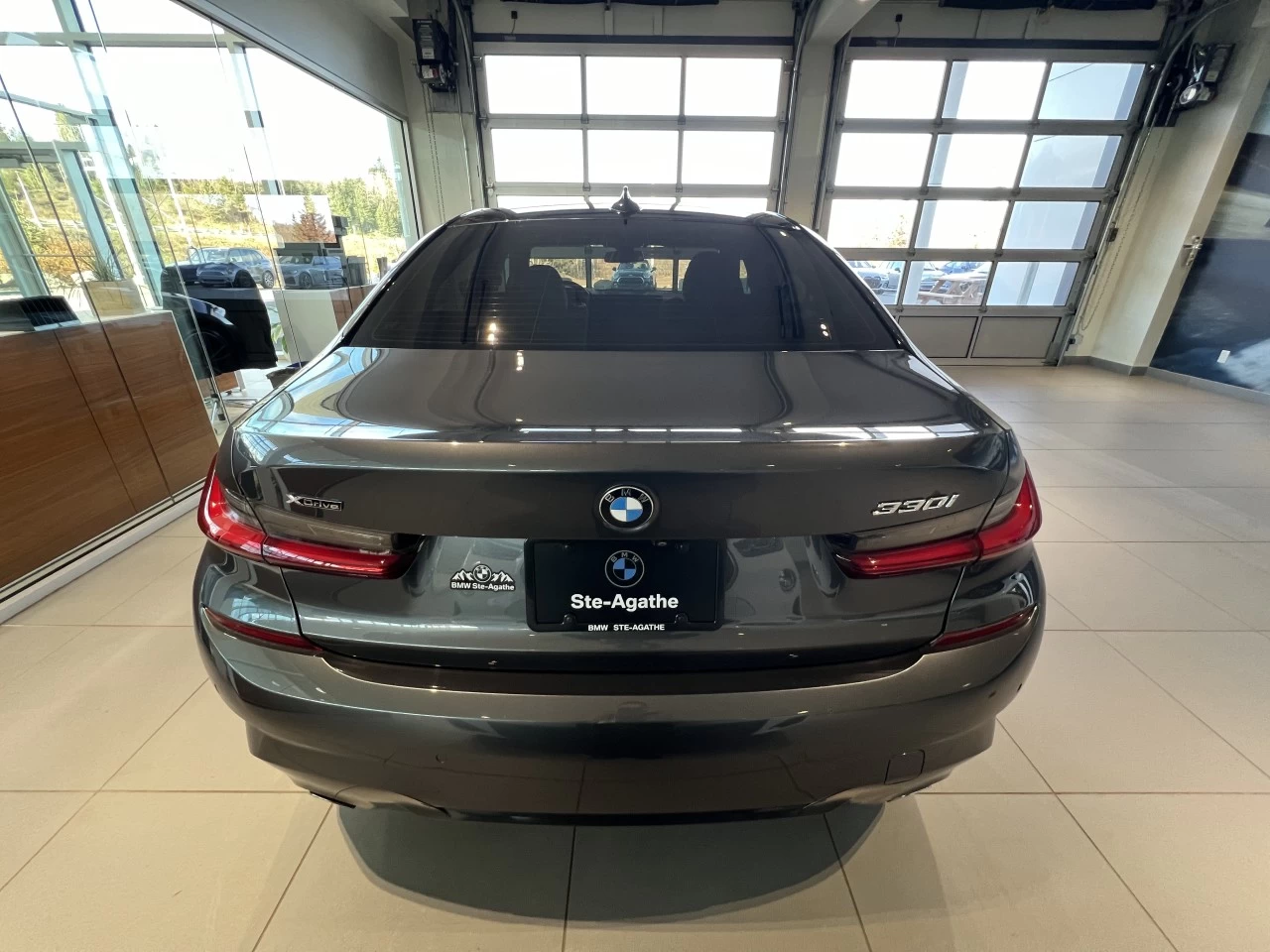 2021 BMW 330i xDrive 330i xDrive Image principale