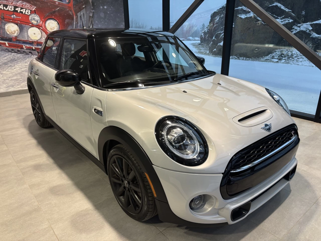 2021 Mini Cooper Cooper S Main Image