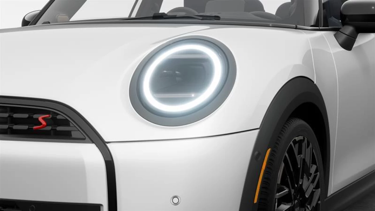 2026 MINI 5 Door Cooper S FWD Image principale