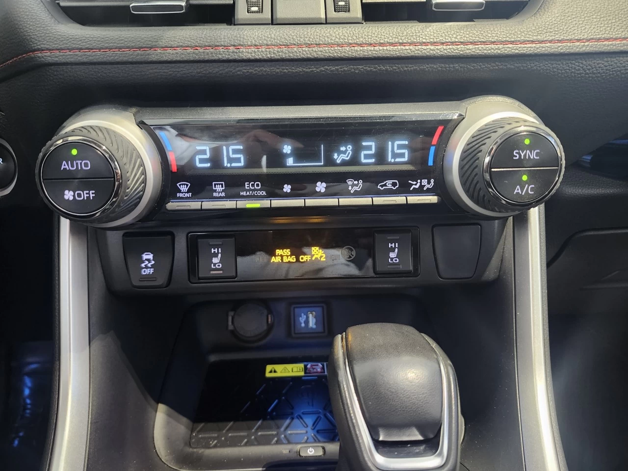 2023 Toyota RAV4 Prime XSE Image principale