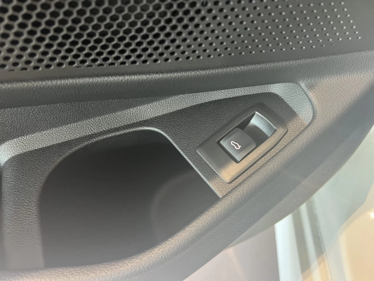 2023 BMW 330I xDrive Sedan Main Image