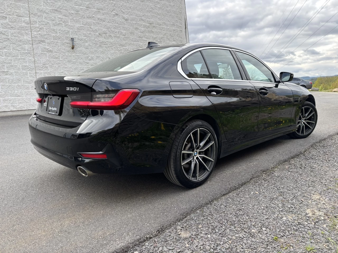 2020 BMW 3 Series 330i xDrive Main Image