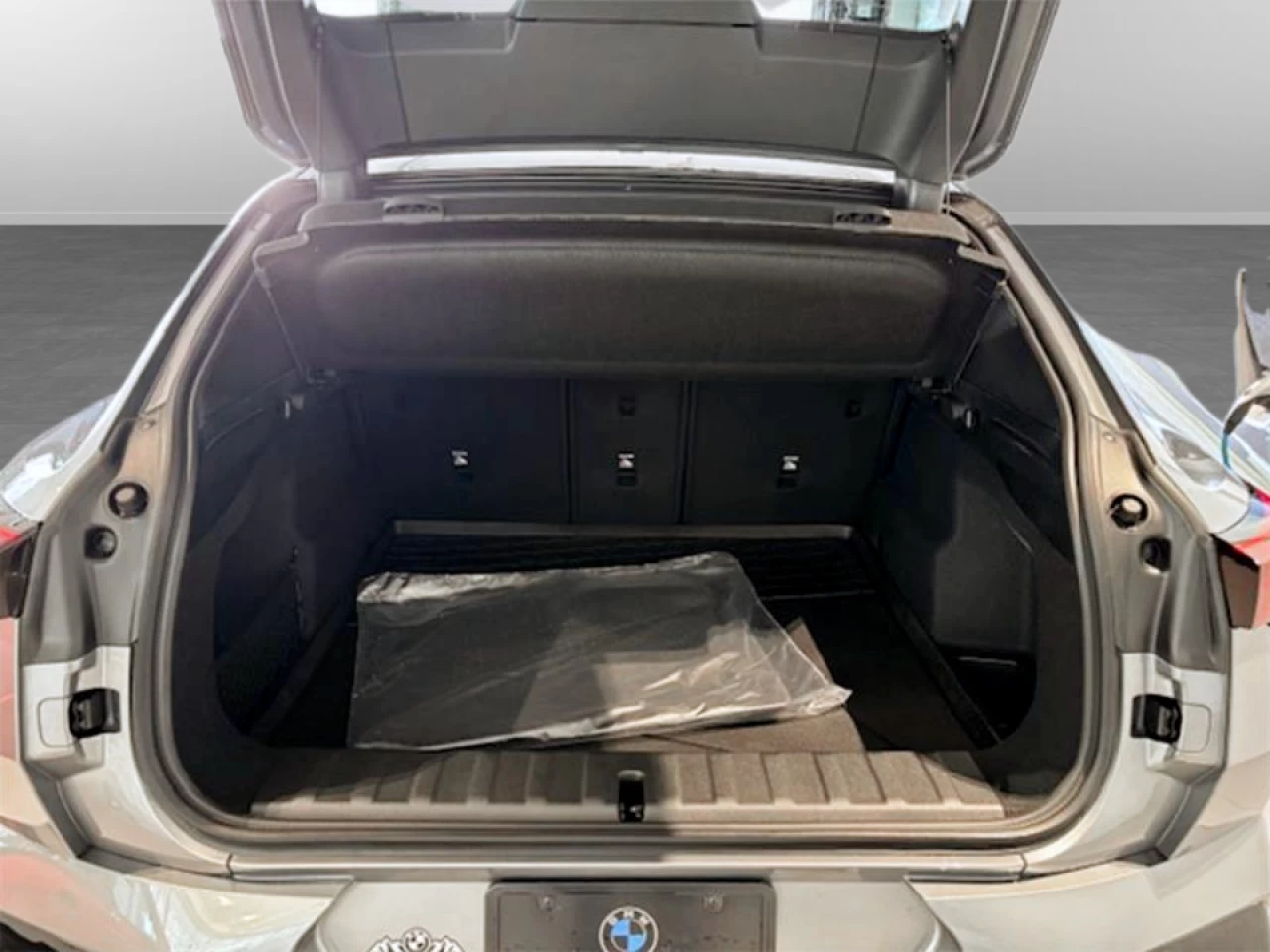 2026 BMW X2 xDrive28i Main Image