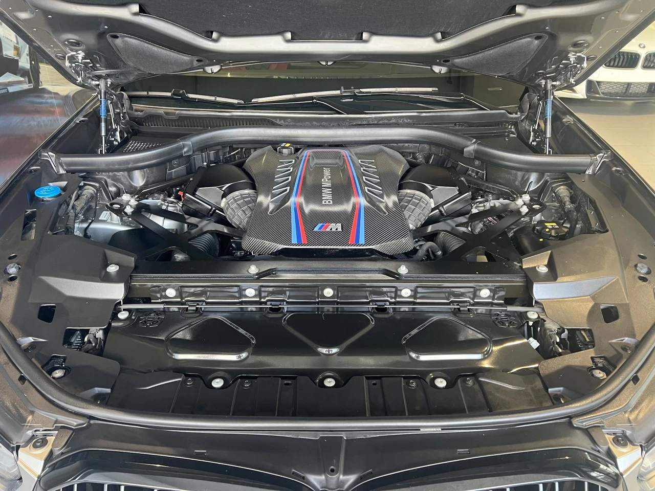 2021 BMW X6 M Competition Main Image