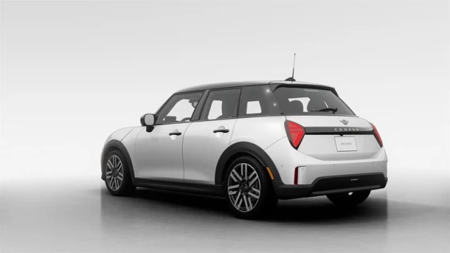 MINI COOPER C 5 Door 2026
