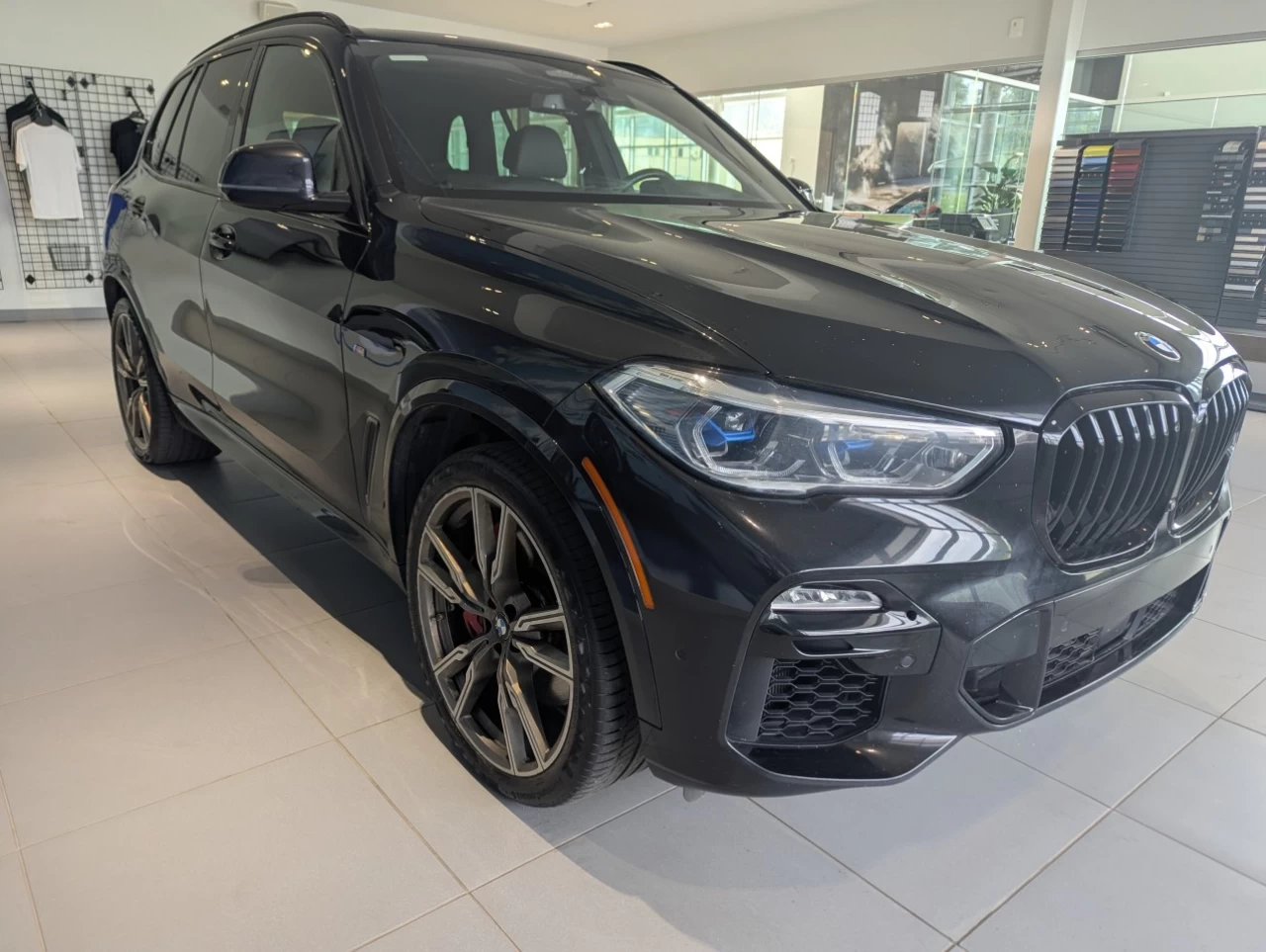 2021 BMW X5 M50i Image principale