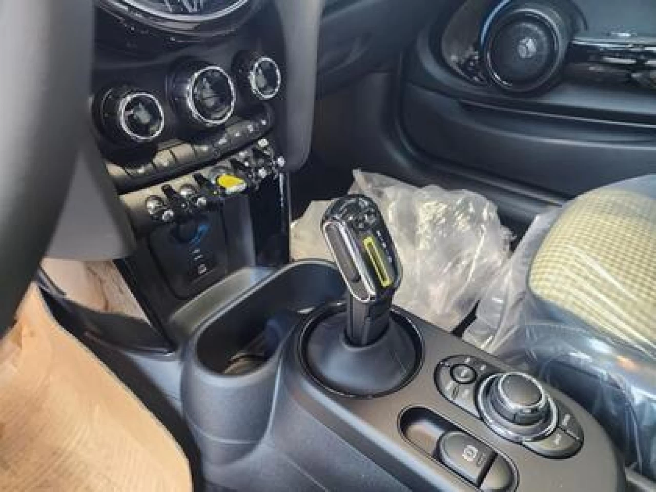 2024 MINI Cooper SE 3 Door Image principale