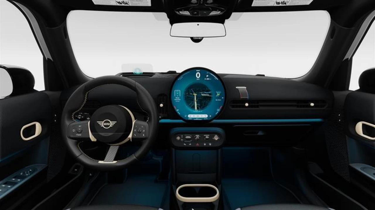 2026 MINI 5 Door Cooper C FWD Image principale