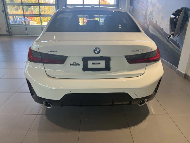 BMW 330I xDrive Sedan 2023