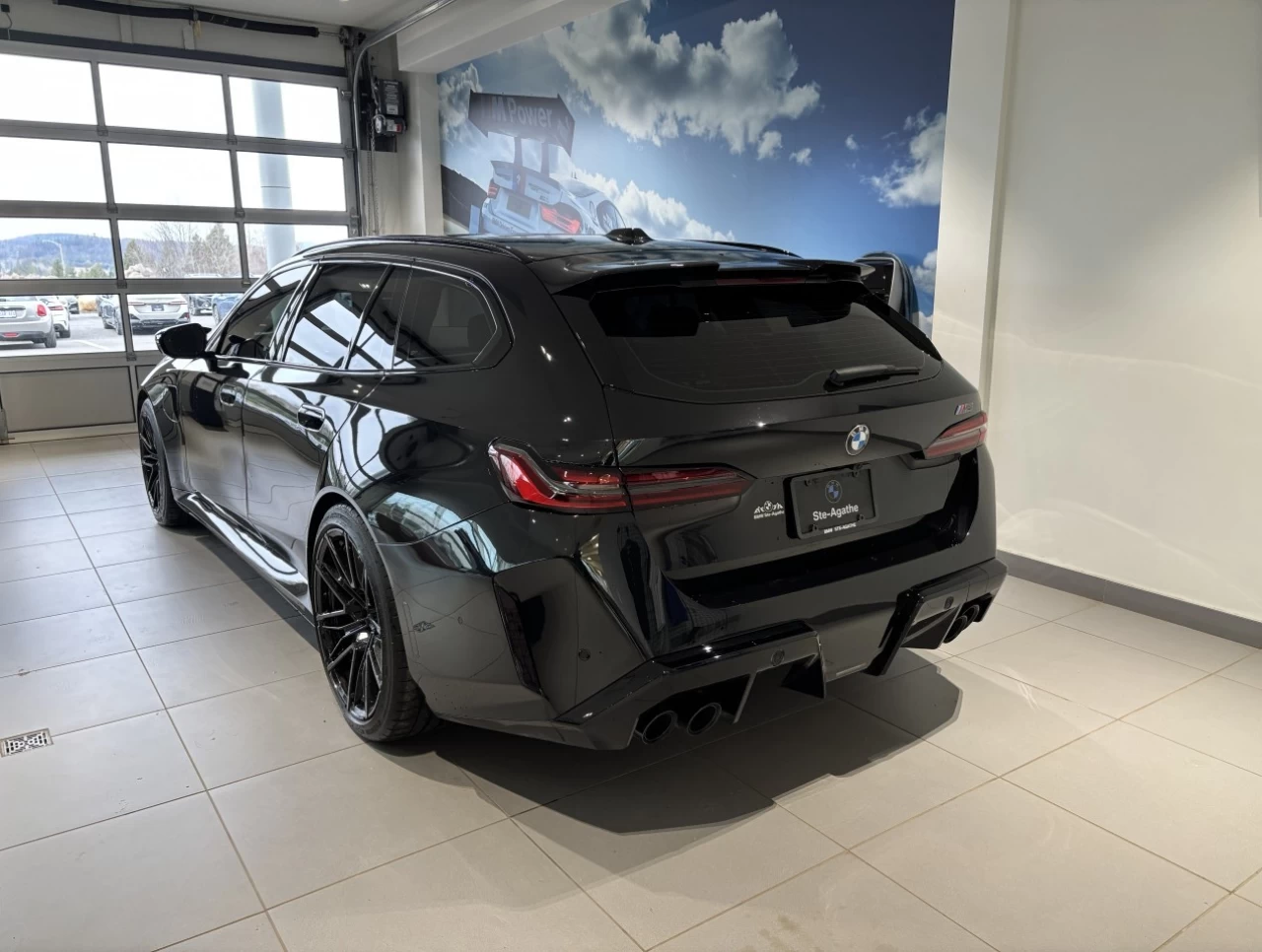 2025 BMW M5  Image principale