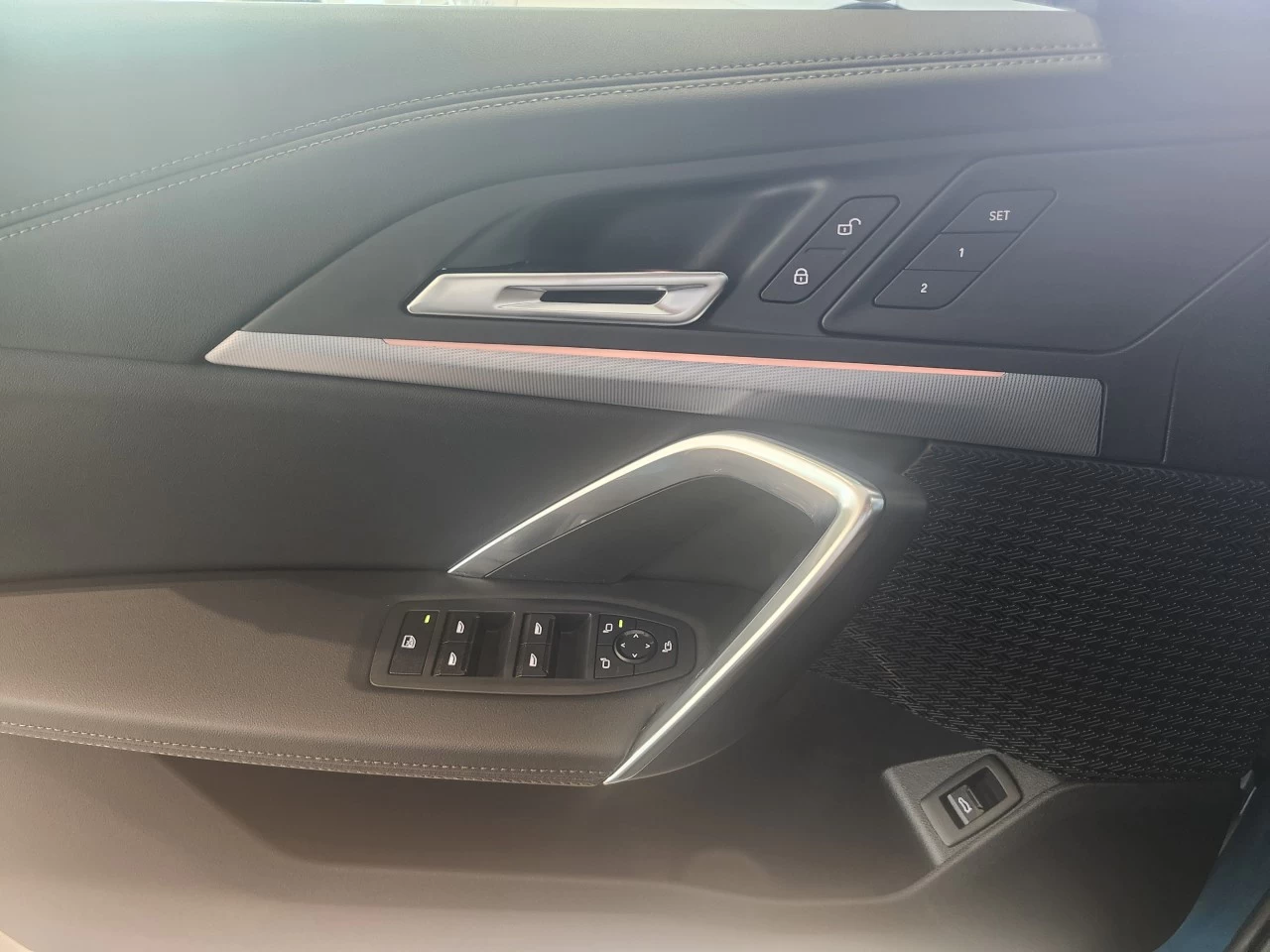 2024 BMW X1 xDrive28i Image principale