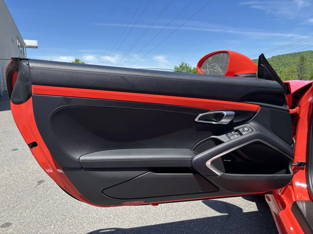 2017 Porsche 718 Boxster S Main Image
