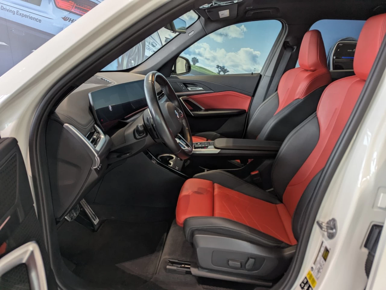 2023 BMW X1 xDrive28i Image principale