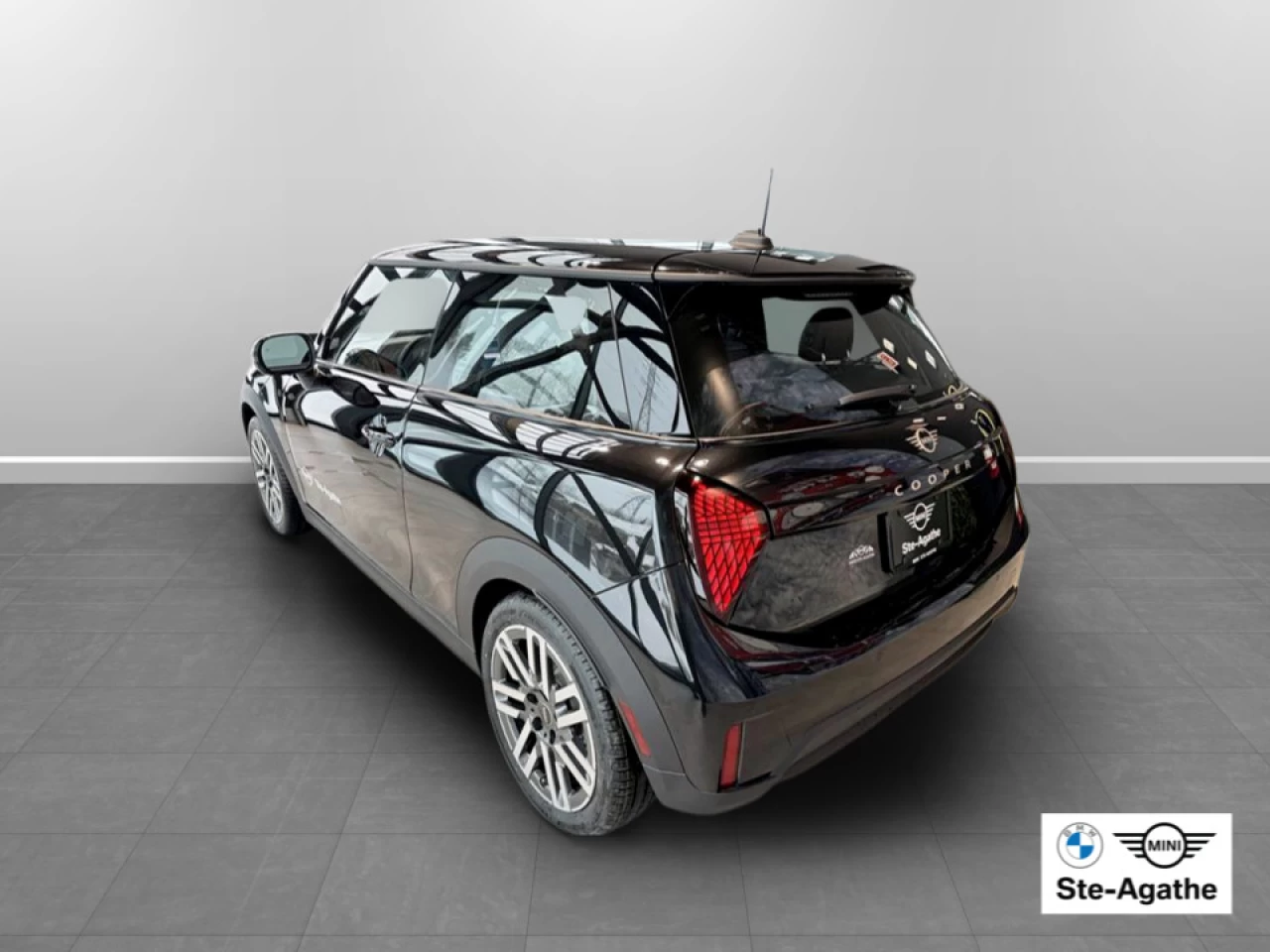 2026 MINI 3 Door Cooper C FWD Main Image