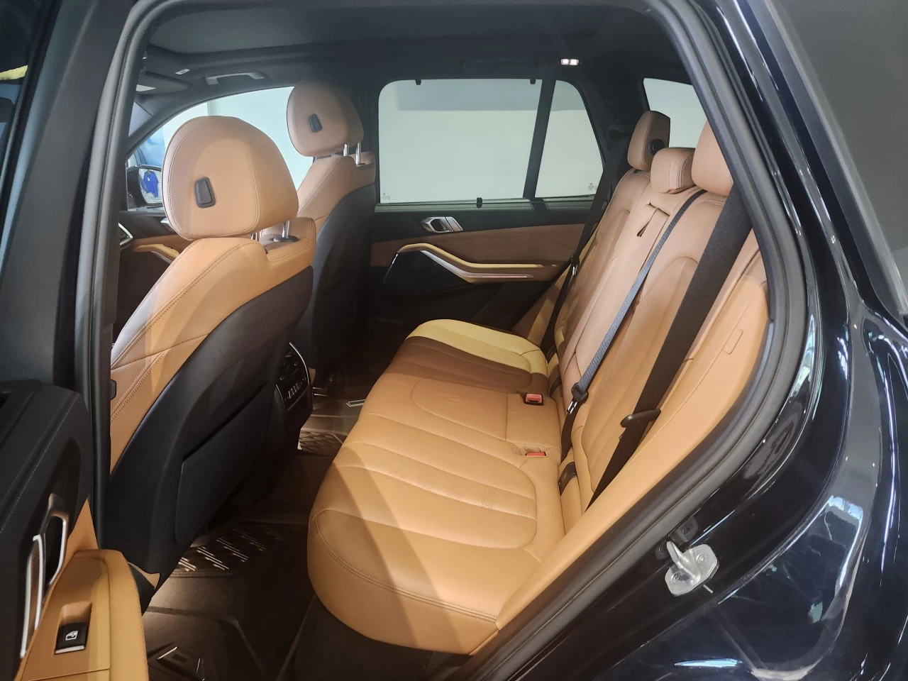 2022 BMW X5 xDrive40i Main Image