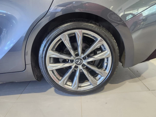 Lexus IS 350 / F Sport2 2022