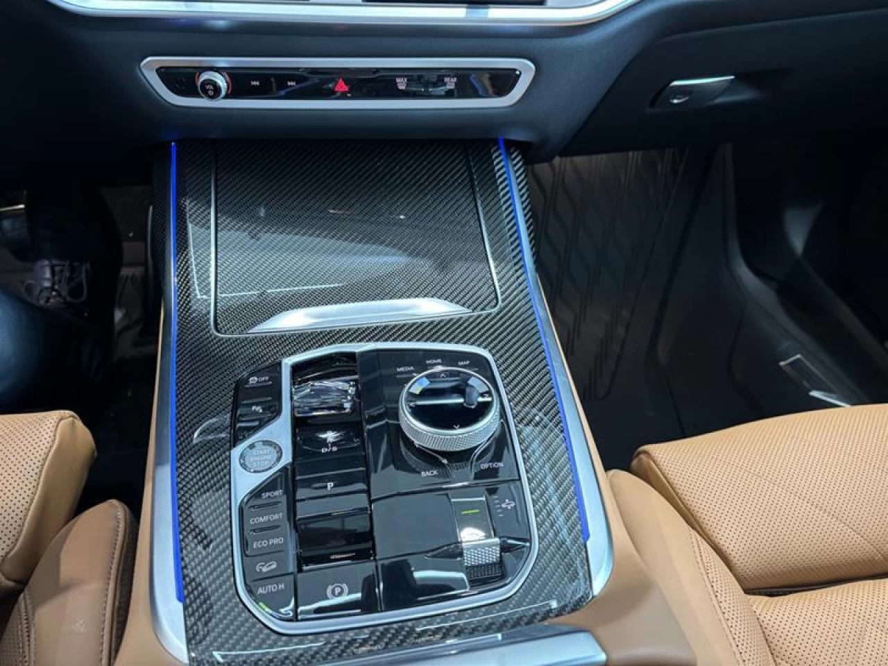 2026 BMW X7 xDrive40i Main Image