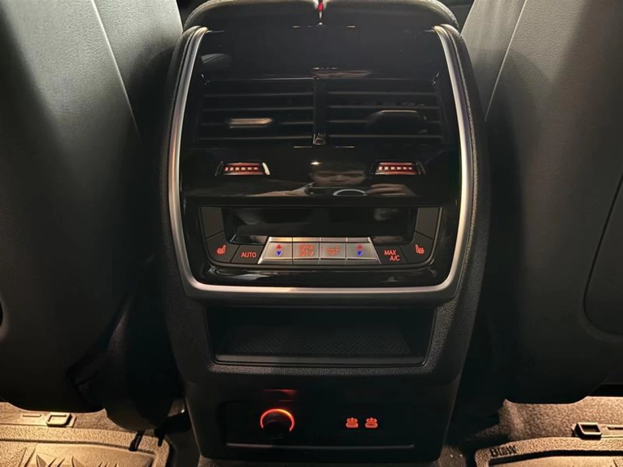 2026 BMW XM Label Main Image