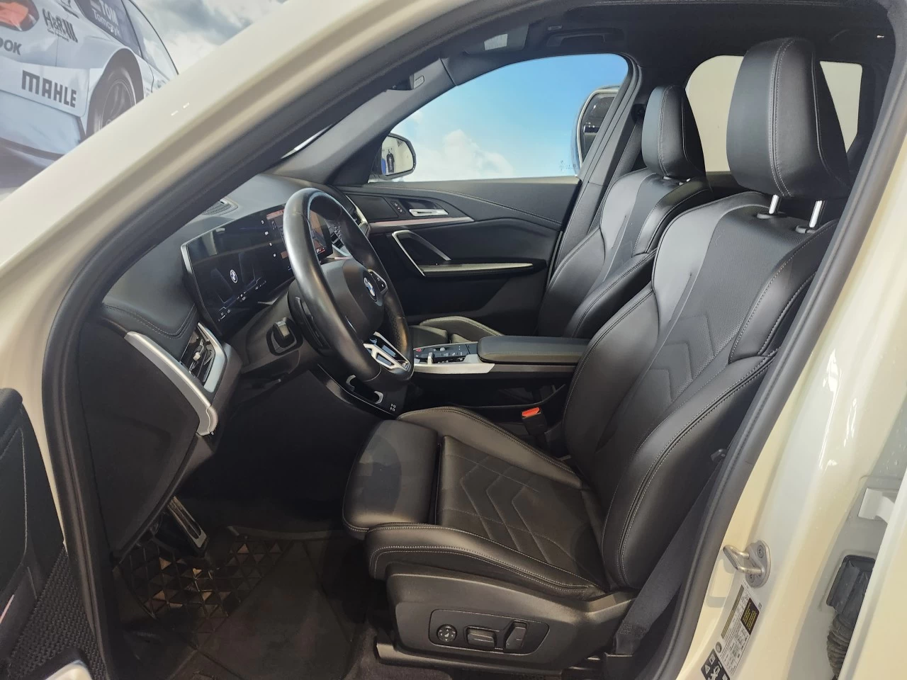 2024 BMW X1 xDrive28i Image principale