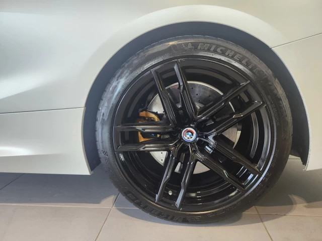 BMW M8 Competition 2023