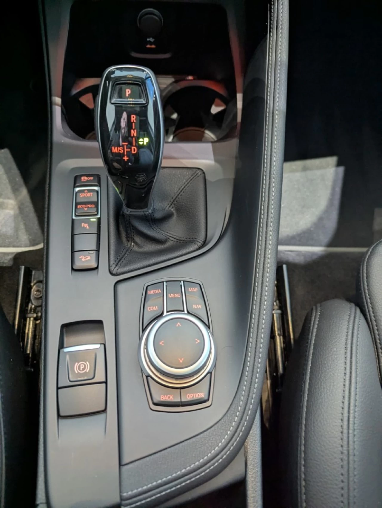 2021 BMW X2 xDrive28i Image principale