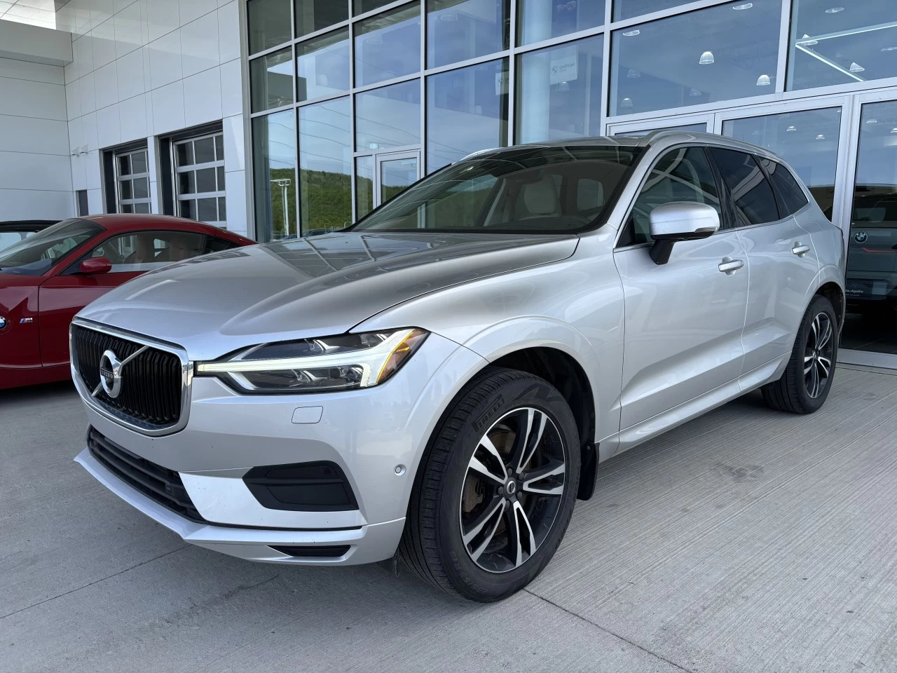 2019 Volvo XC60 Momentum https://www.bmwsteagathe.com/resize/b990ff35b810a3abc0cc817b2ca24889-1