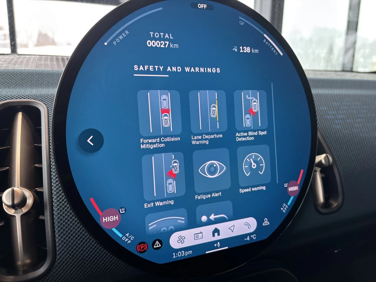 2025 MINI Countryman SE ALL4 Main Image