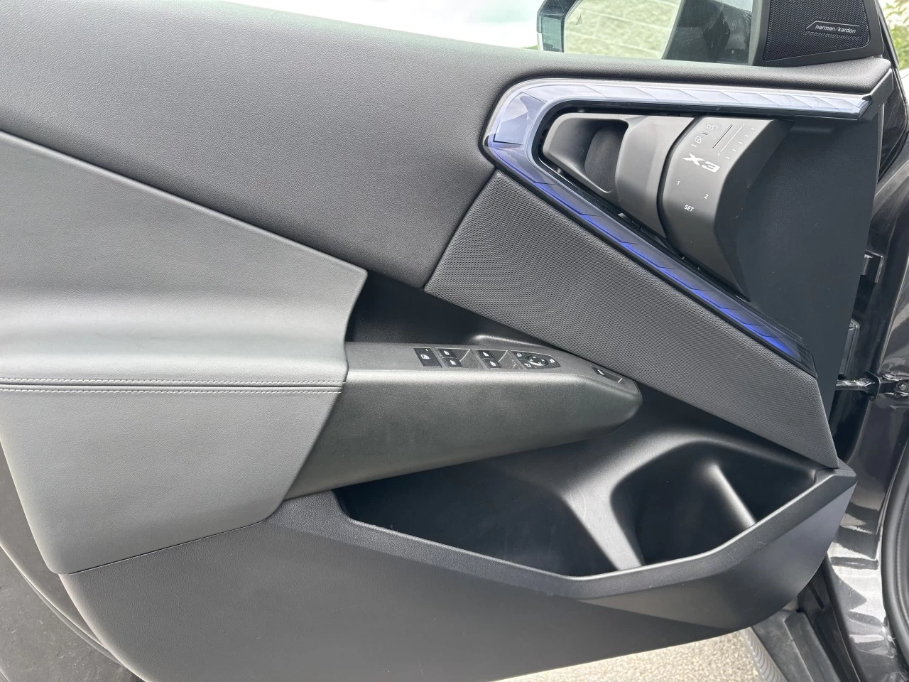 2025 BMW X3 30i xDrive Main Image