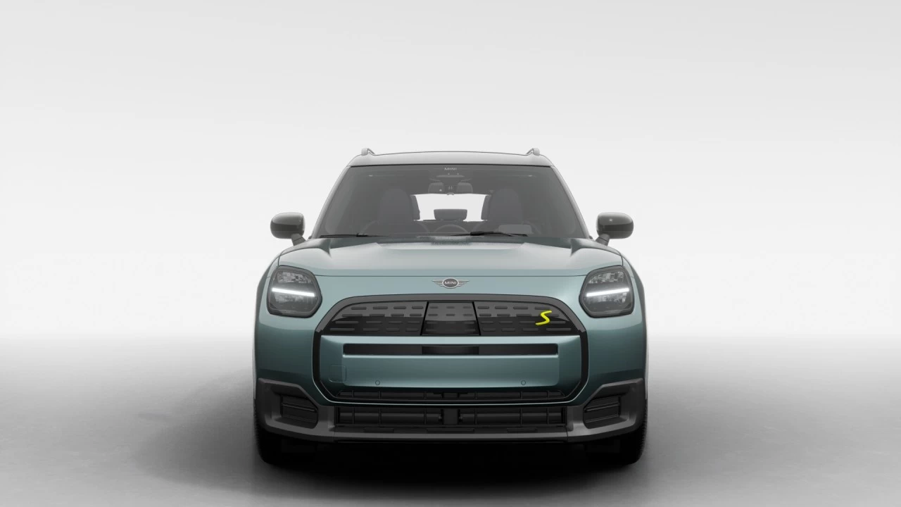 2025 MINI Countryman SE ALL4 Main Image