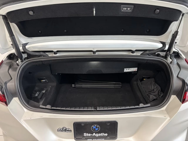 BMW M8 Competition 2023